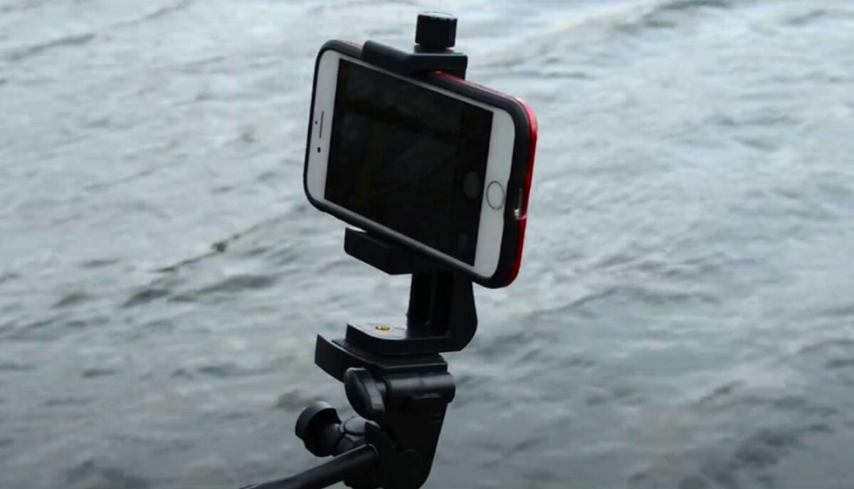 Skvělý pomocník při focení úlovků: selfie tripod na mobil si zamilujete